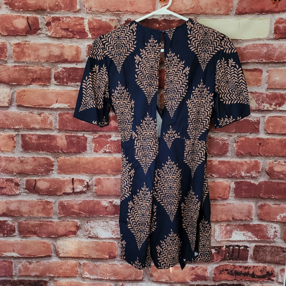 Boho Tropical Leaf Print Wrap Romper S, M, L, XL NWOT - Picture 8 of 8